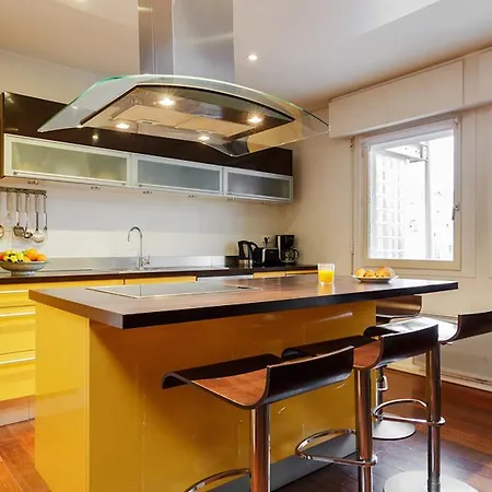 Private And Terrace - Le Marais